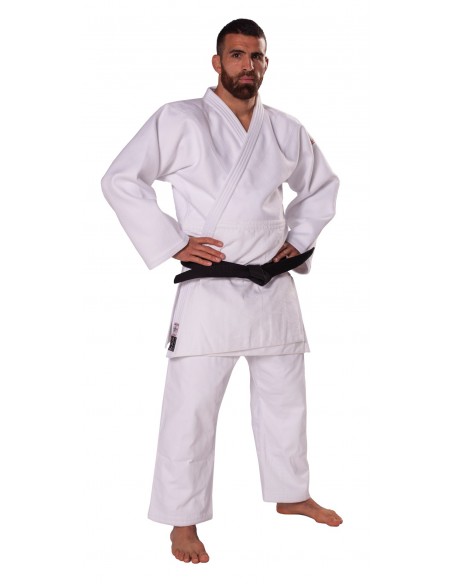 DANRHO Judogi Ultimate 750 IJF erkend in Japans weefsel  DANRHO Judogi Ultimate 750 IJF erkend in Japans weefsel