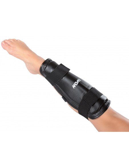 Protège-tibia Evolution noir  Protège-tibia Evolution noir