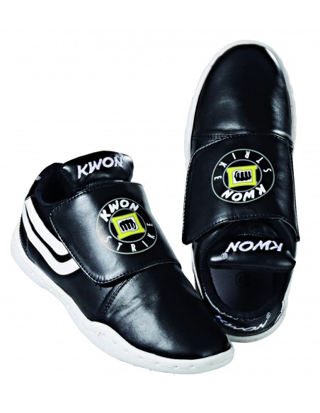 Training Shoes Strike Lite   Training Shoes Strike Lite
