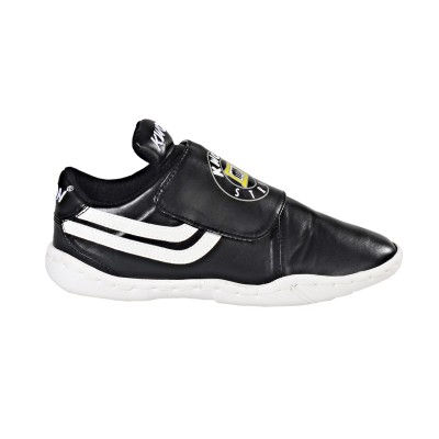 Training Shoes Strike Lite   2