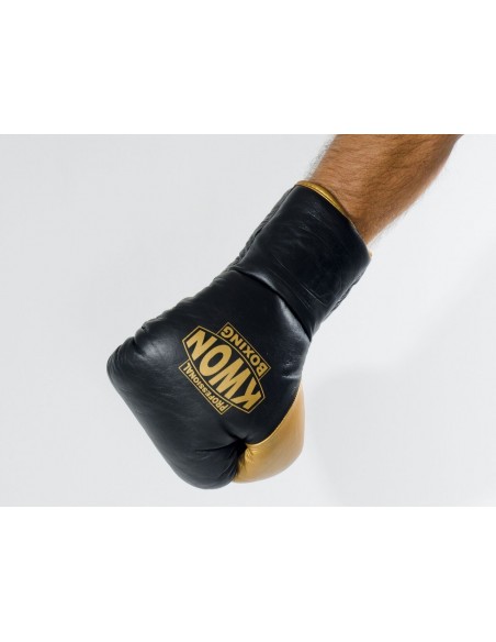Gants de boxe en cuir avec lacets  Gants de boxe en cuir avec lacets