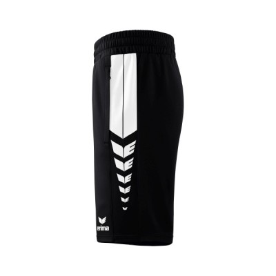 Six Wings worker short  2