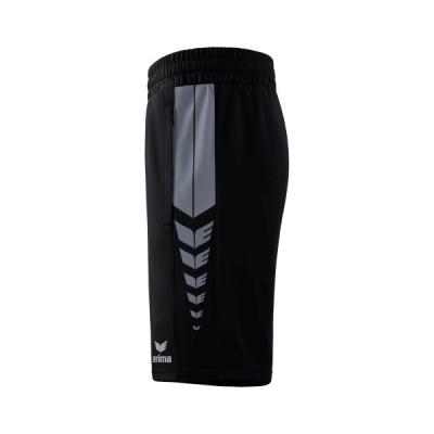 Six Wings worker short  2