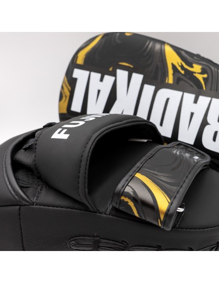 Radikal 3.0 Long Focus Mitts  Radikal 3.0 Long Focus Mitts