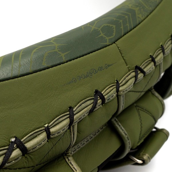 SakYant II leren kickpad