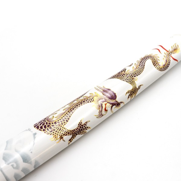 Katana van roestvrij staal. Witte draak 