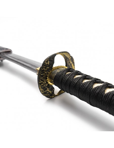 Katana van koolstofstaal. Zwart  Katana van koolstofstaal. Zwart