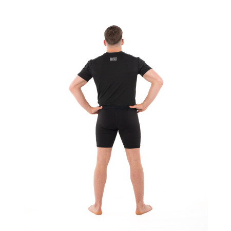 SHORT DE COMPRESSION HOMME  SHORT DE COMPRESSION HOMME