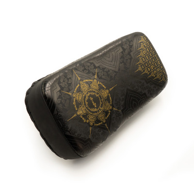 SakYant II leren kickpad 