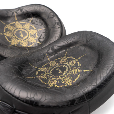 SakYant II lederen focuswanten  2