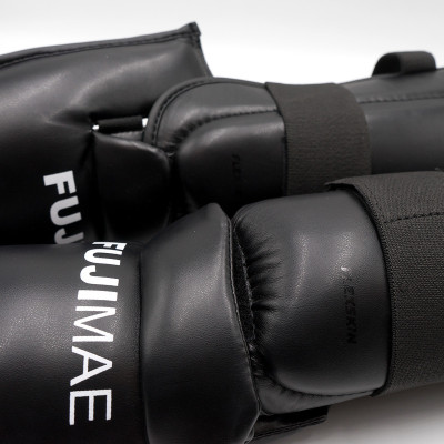 FUJIMAE Advantage Removable Shin&Instep Guards   2