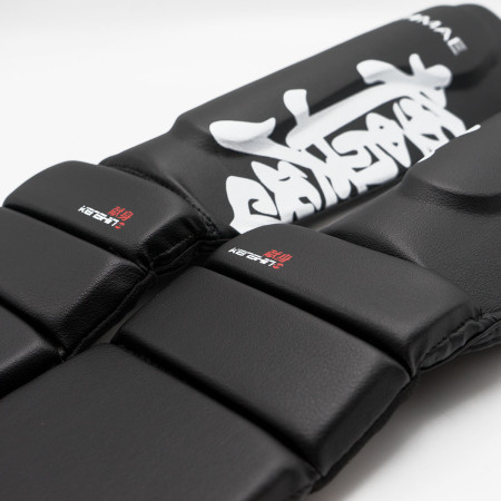 Kenshin Kyokushin scheen- en wreefbeschermers  