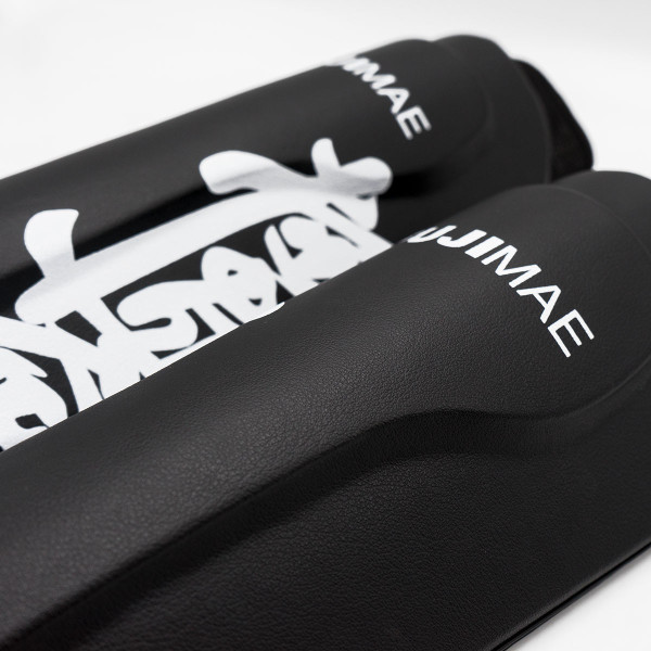 Kenshin Kyokushin scheen- en wreefbeschermers  