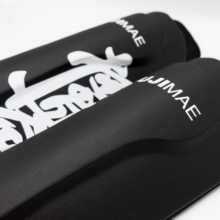 Kenshin Kyokushin scheen- en wreefbeschermers  